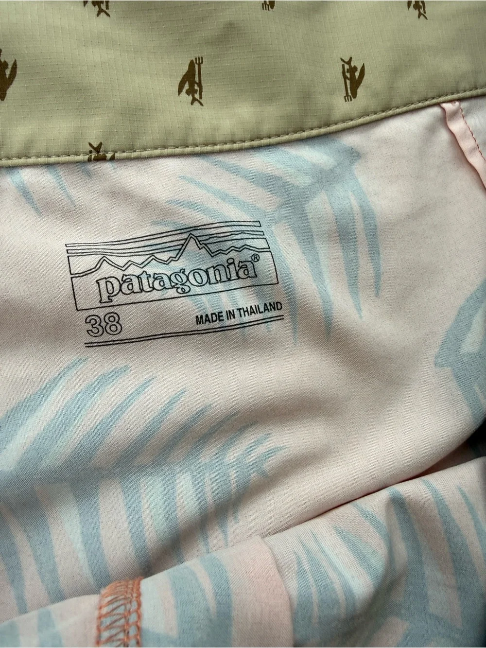Patagonia Stretch Planing Board Shorts Sz 38 Four-Way Stretch Palms of Heart